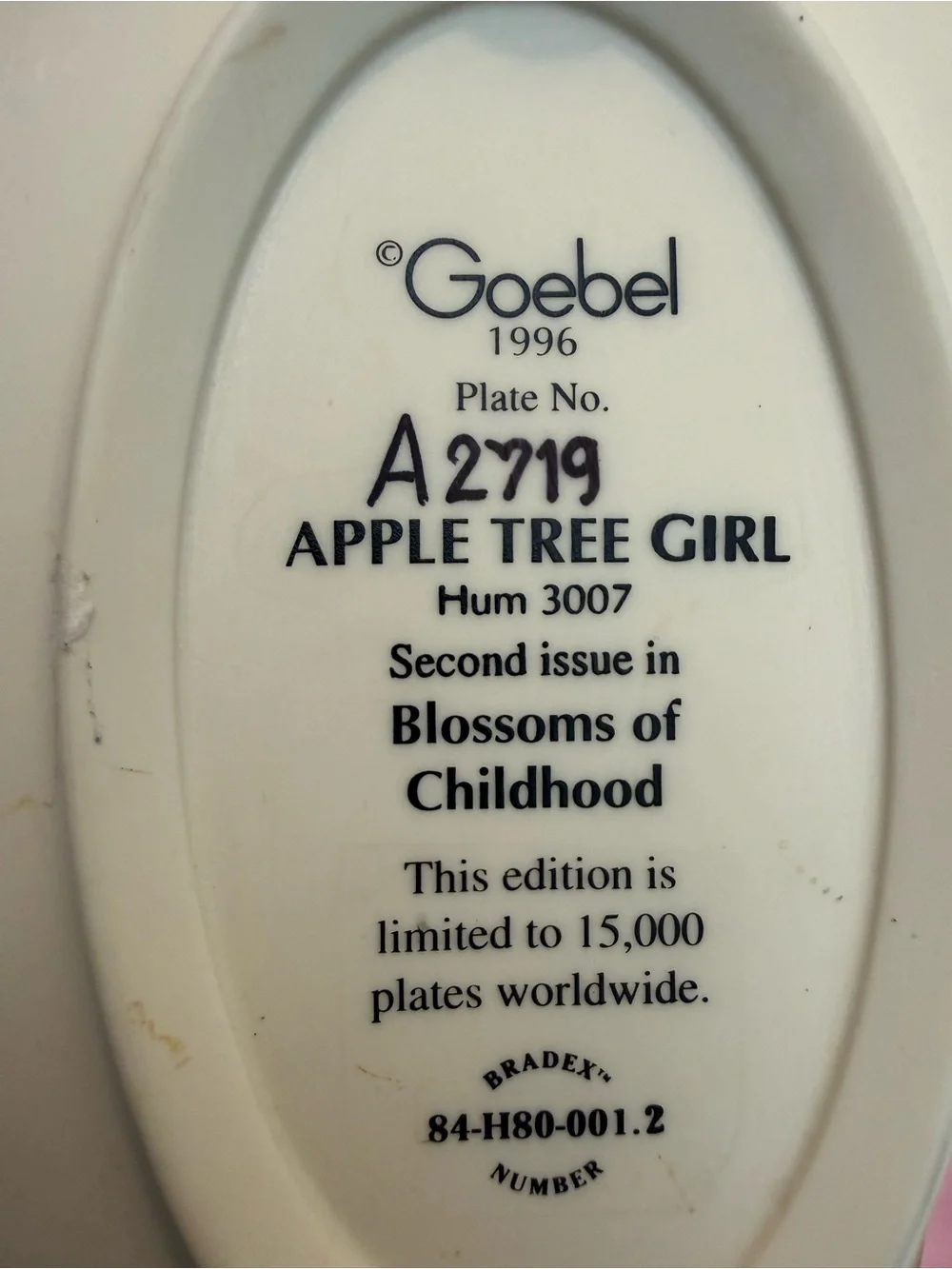 Hummel Apple tree boy and apple tree girl plates